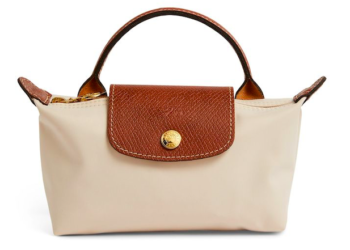 What&rsquo;s In My Bag By Eva