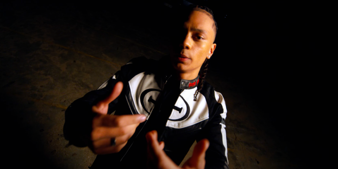 NO LACK : L’ESTHÉTIQUE AFFÛTÉE DE FAVÉ