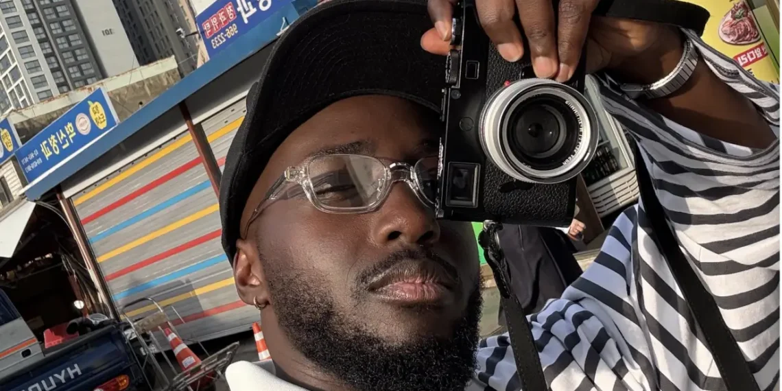Pape San met Séoul à nu : immersion dans l’expo EULJIRO