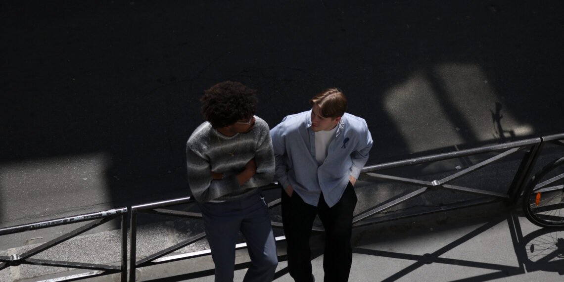 Choix Cornélien : FAIZE ou tes Parents ? Une Décision Impossible !